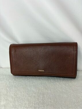 Fossil Chestnut Brown Leather Continental Wallet, like NEW!